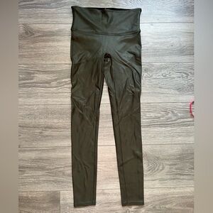 SPANX Olive Army Green Liquid Faux Leather Casual Party Biker Leggings Size M